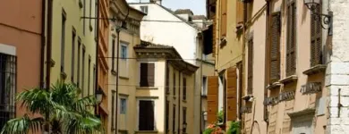 Immagine 7 azienda HOTEL COMMERCIO Viaggi e turismo in Salò BS