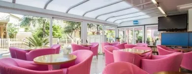 Immagine 5 azienda HOTEL TRE ROSE Viaggi e turismo in Riccione RN