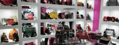 Immagine 4 azienda IL MONDO DELLE DONNE CALZATURE Shopping e acquisti in Taranto