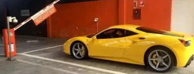 Immagine 5 azienda JETPARK MALPENSA SERVICE Veicoli in Cardano Al Campo VA