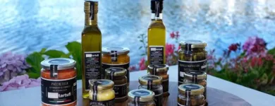 Immagine 3 azienda LINEA TARTUFI Shopping e acquisti in Pozzuoli NA