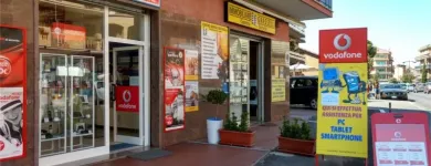 Immagine 4 azienda NEGOZIO VODAFONE 3 FASTWEB LINKEM AMTEL TELEFONIA Shopping e acquisti in Fonte Nuova RM