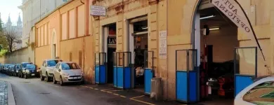 Immagine 2 azienda OFFICINA PERONTI Veicoli in Roma