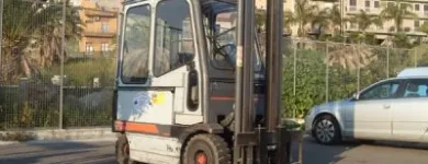 Immagine 1 azienda OMNIA CARRELLI SRL Noleggio di macchine per edilizia in Catania