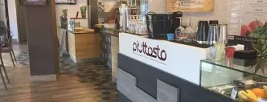 Immagine 8 azienda PIUTTOSTO Ristorante in Latina