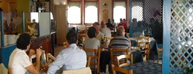 Immagine 3 azienda PIZZERIA BIRRERIA OLIMPIC TRATTORIA Tavola calda in Cavaso Del Tomba TV