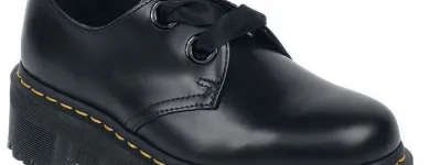 Immagine 2 azienda PLANET SPORTSTYLE Shopping e acquisti in Napoli