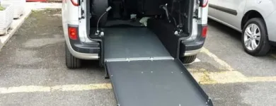 Immagine 1 azienda SALENDI & CALZOLARI Veicoli in Modena