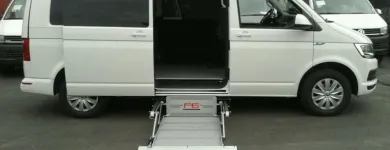 Immagine 2 azienda SALENDI & CALZOLARI Veicoli in Modena