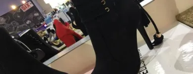 Immagine 8 azienda SIX CENTRO COMMERCIALE Shopping e acquisti in Misterbianco CT