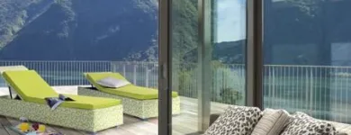 Immagine 2 azienda TAPPEZZERIA CHIARELLA Tappezziere in Varese