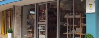 Immagine 4 azienda TRUCCO E PARRUCCO Shopping e acquisti in Taranto