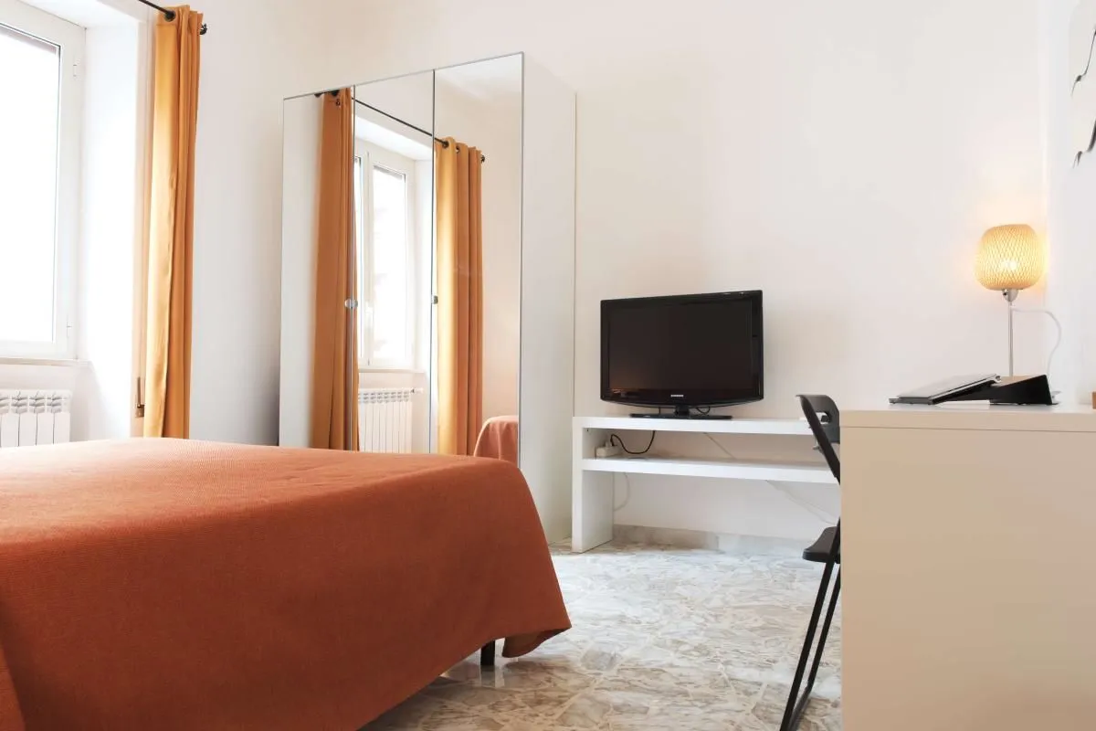 Immagine 9 azienda MICHELANGELO APARTMENT