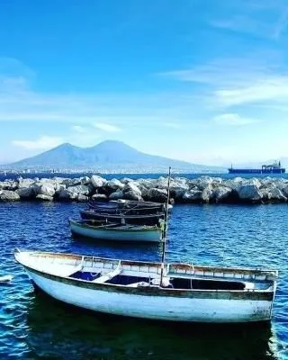 Immagine 2 azienda NAPOLI OFFICIAL TOUR BY MISTER WHITE TRAVEL