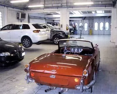 Immagine 6 azienda CARROZZERIA LUNA S.R.L. DI GAGGIONI RENZO & FIGLI