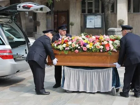 Immagine 7 azienda CENTRO SERVIZI FUNERARI COCCATO & MEZZETTI