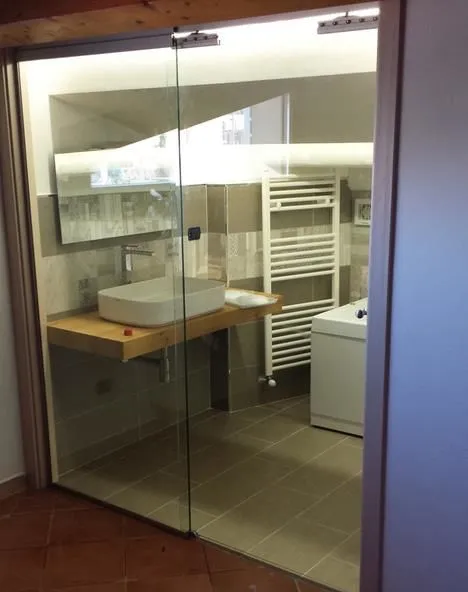 Immagine 4 azienda VETRERIA TONA