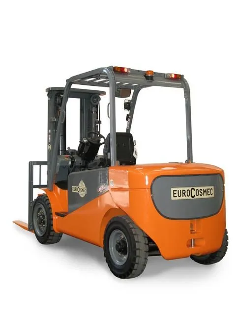 Immagine 8 azienda EUROCOSMEC CARRELLI