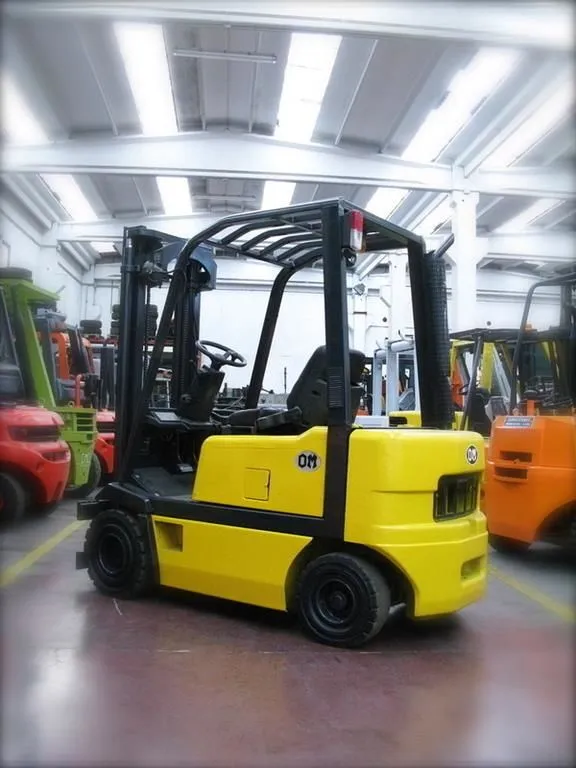 Immagine 5 azienda EUROCOSMEC CARRELLI