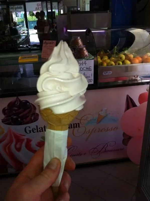 Immagine 3 azienda GELATERIA RE DEL GELATO