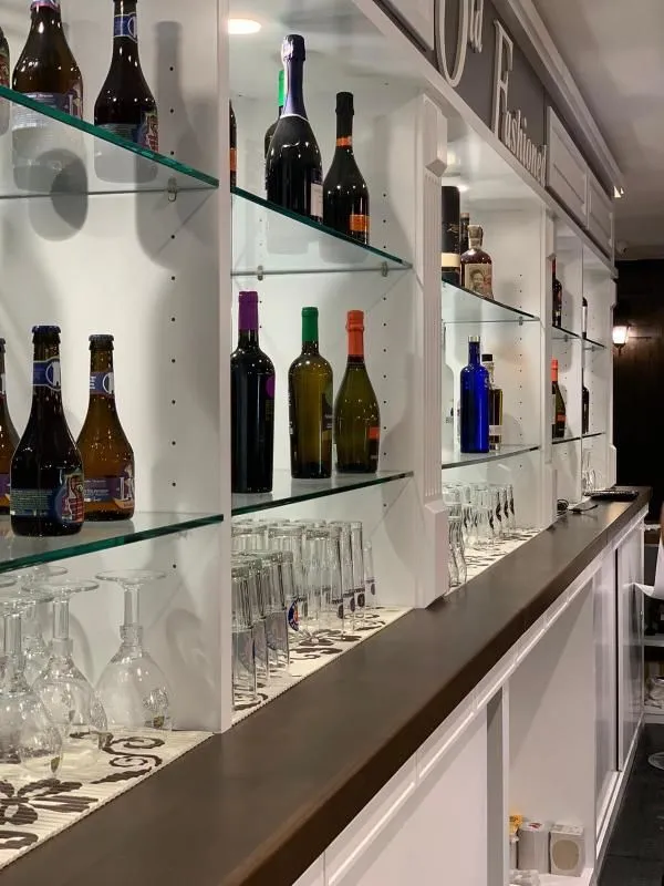 Immagine 1 azienda OLD FASHIONED PUB PIZZERIA BRACERIA LOUNGE BAR