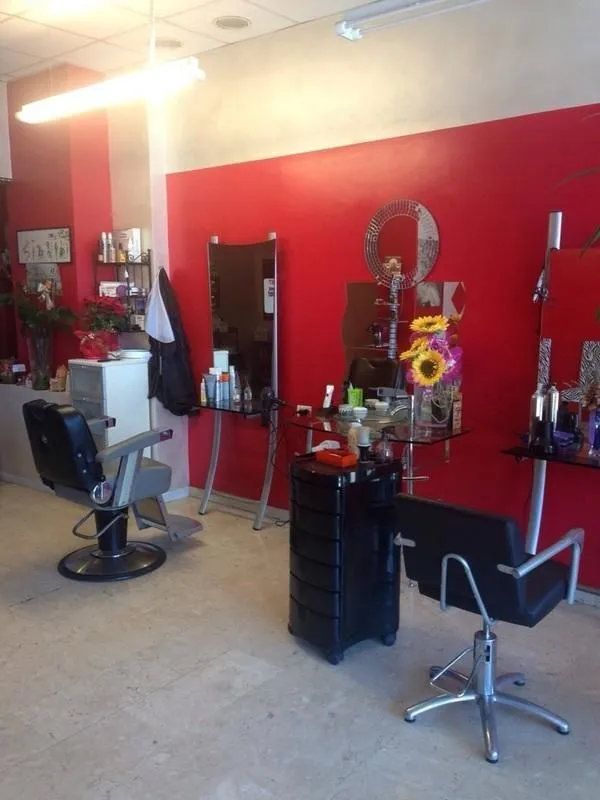 Immagine 1 azienda PER L'UOMO...PARRUCCHIERE