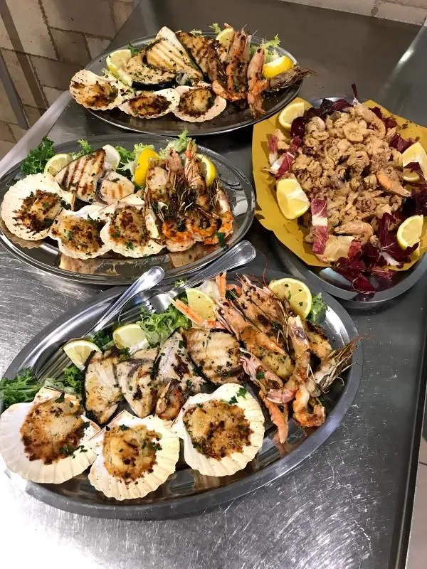 Immagine 1 azienda PIZZERIA RISTORANTE IL PICCOLO BORGO