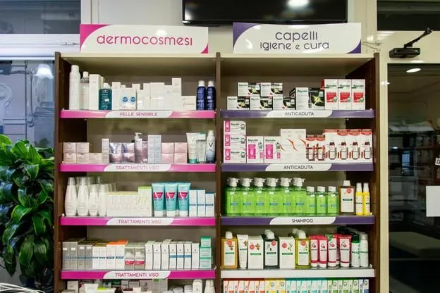 Immagine 30 azienda FARMACIA FIDES