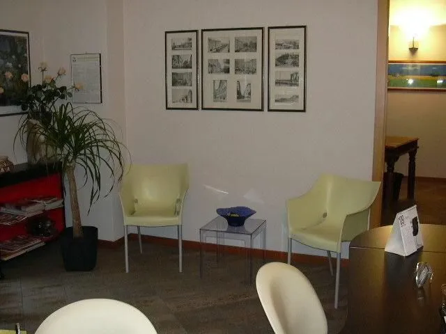 Immagine 3 azienda AGENZIA IMMOBILIARE LAGENZIA