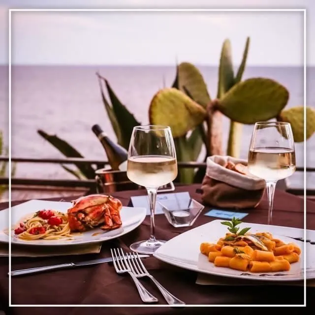 Immagine 3 azienda ZENITH CAFÈ BISTROT APERITIF