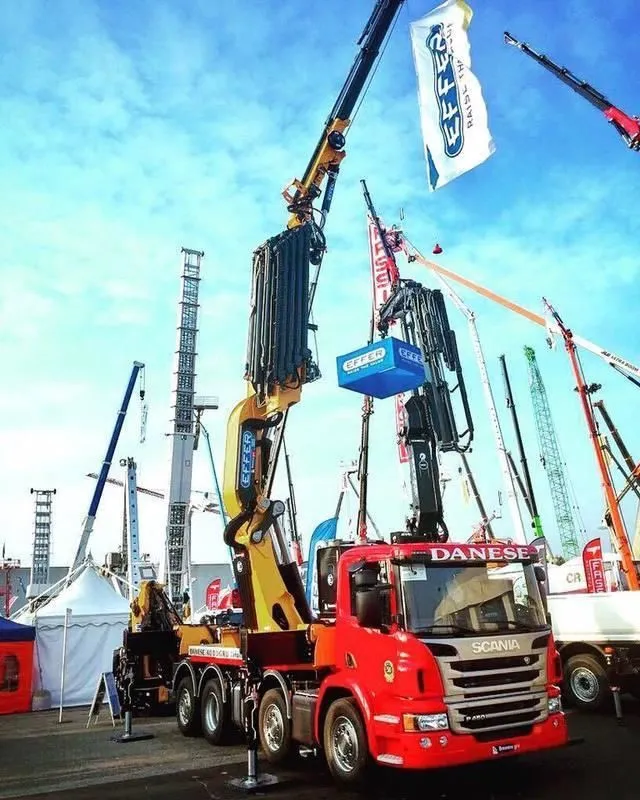 Immagine 2 azienda NODARI AUTOGRU BY DANESE AUTOGRU FILIALE DI BRESCIA