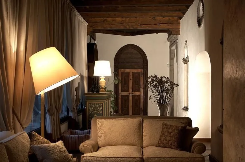 Immagine 3 azienda ARS DOMUS - TESSUTI ARREDAMENTO