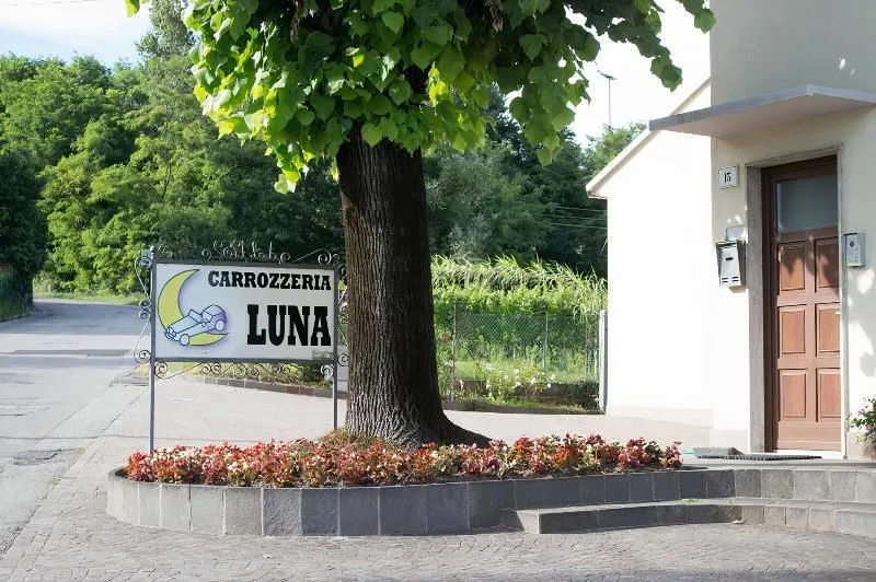 Immagine 2 azienda CARROZZERIA LUNA S.R.L. DI GAGGIONI RENZO & FIGLI