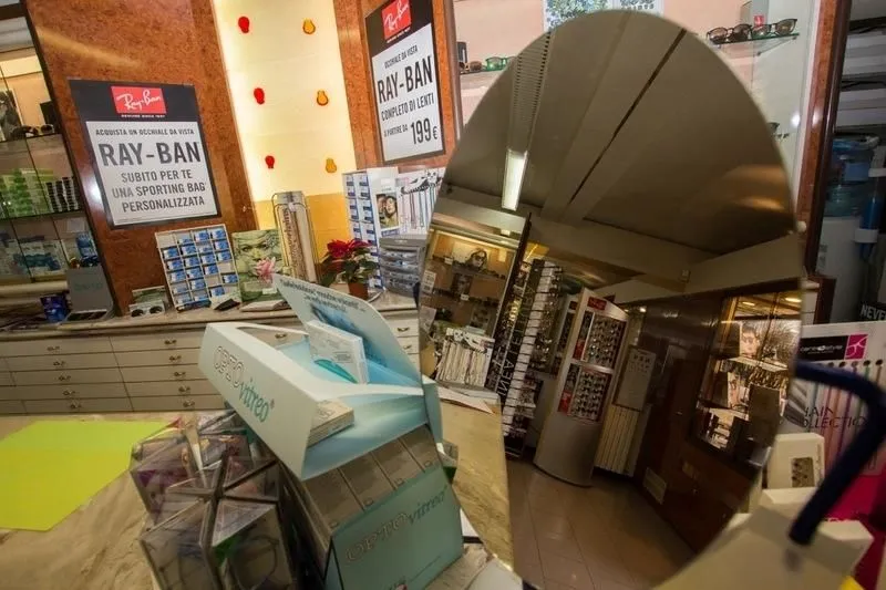 Immagine 5 azienda OTTICA TEBASTI