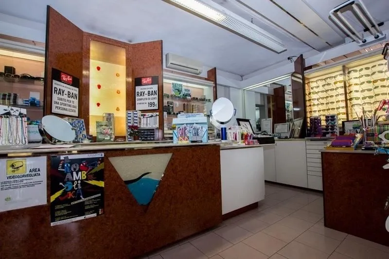 Immagine 8 azienda OTTICA TEBASTI