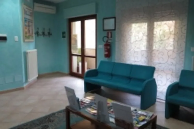 Immagine 4 azienda TERAMED CENTRO MEDICO DENTISTICO