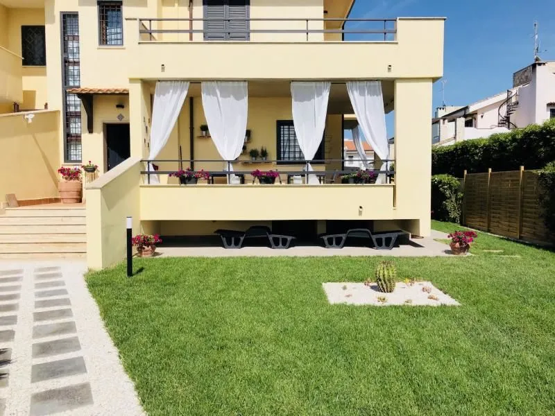 Immagine 5 azienda B&B ACQUAVIVA - FREGENE - FIUMICINO