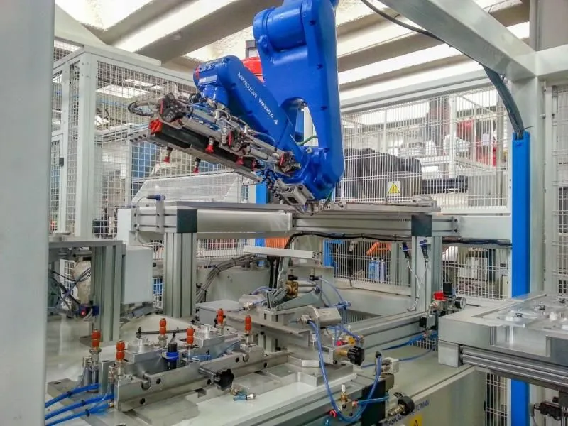 Immagine 1 azienda MANUTEC WALCOR S.R.L.