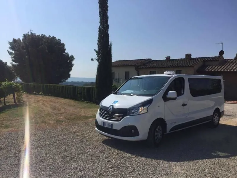 Immagine 4 azienda TAXI SAN GIOVANNI ROTONDO 23