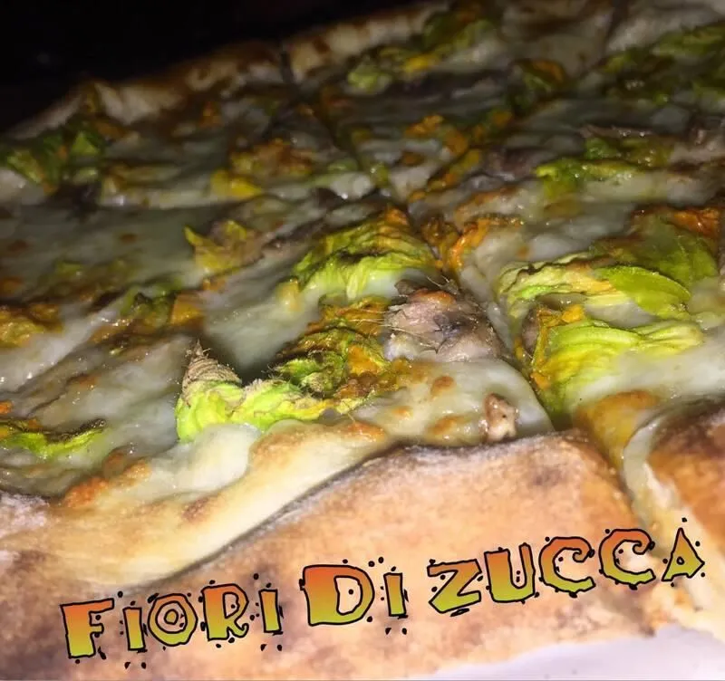 Immagine 1 azienda PIZZA SOTTO PIZZA