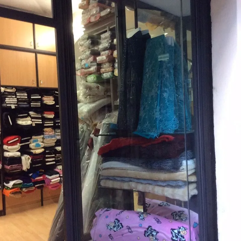 Immagine 2 azienda CASA DELLE FODERE E DEI TESSUTI S.R.L.